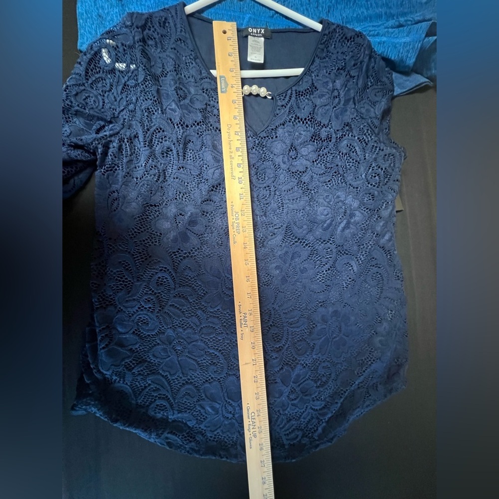 ONYX APPAREL NITE BLOUSE SIZE XL NAVY LACE OVERLAY W/SHEER LACE 3/4 SLEEVES - Picture 3 of 10